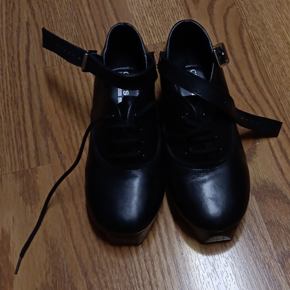Corr's Irish dance hard shoes size 1 kids